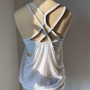 White work out tank